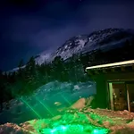 Luxury Arctic