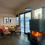 Сasa de vacaciones Luxury Arctic *